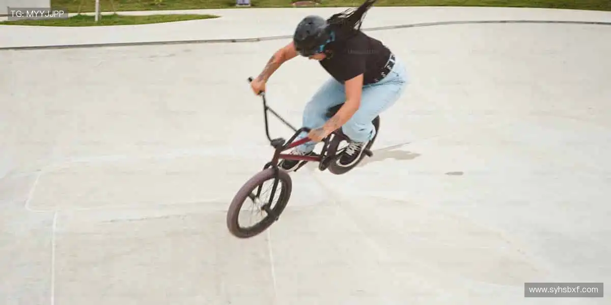 🎧赛事解说,声临其境!大咖解读,深度解析比赛战术🎙️